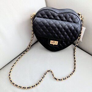 🖤 Chanel Inspired Heart Black Bag w/ Gold Chain